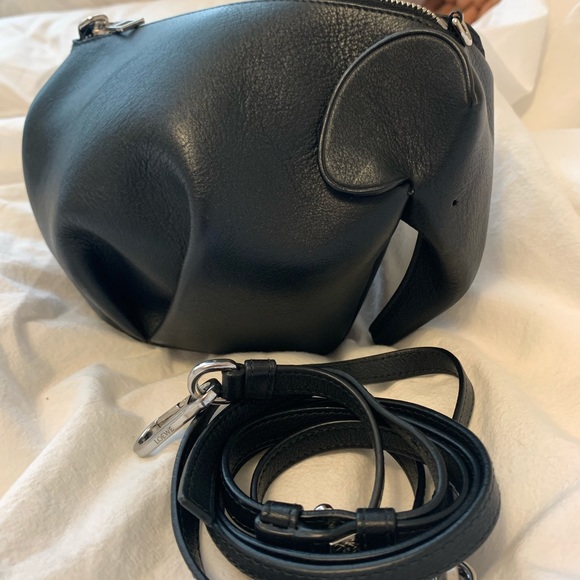 [SOLD] Loewe Mini Elephant Crossbody Bag - Picture 3 of 7
